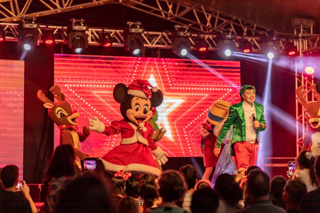 Encerramento Mágico do Natal em Luzerna/SC: Show Infantil com Personagens Encantados!