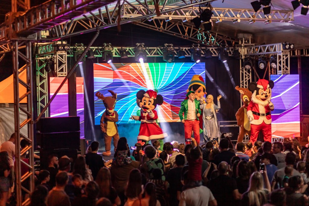 Encerramento Mágico do Natal em Luzerna/SC: Show Infantil com Personagens Encantados!
