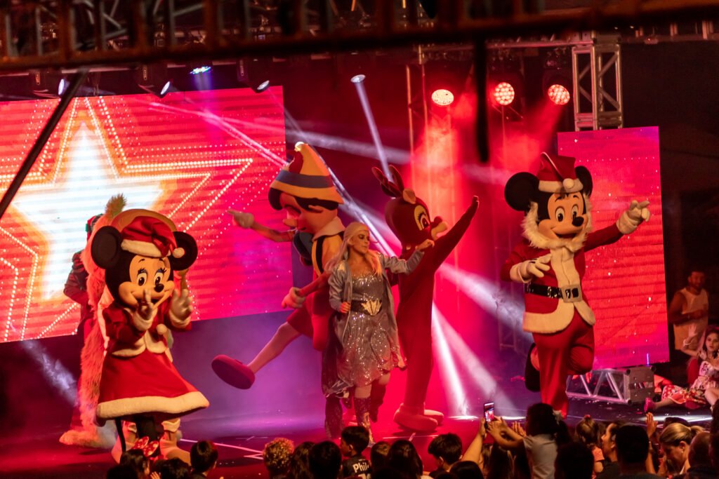 Encerramento Mágico do Natal em Luzerna/SC: Show Infantil com Personagens Encantados!