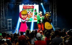 Abertura do Natal em Jaborá/SC: Um Espetáculo Mágico com Shows Infantis e Personagens Natalinos!
